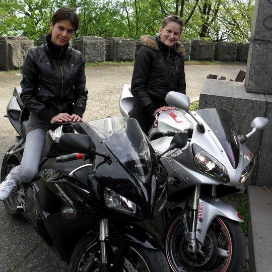 Honda i Yamaha - Dijana i Ivana