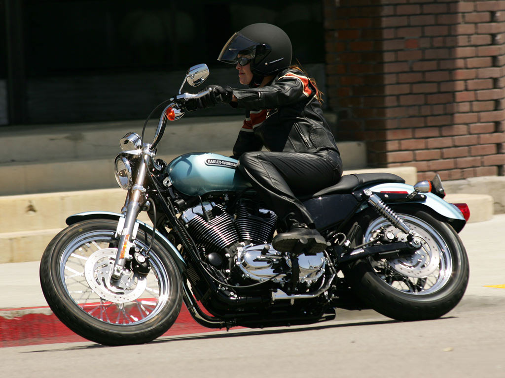 Harley-Davidson XL1200L