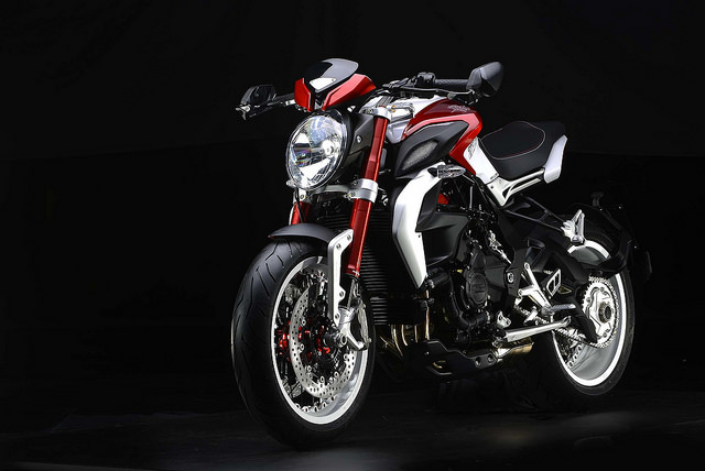 MV Agusta Brutale 800 Dragster RR 2015.