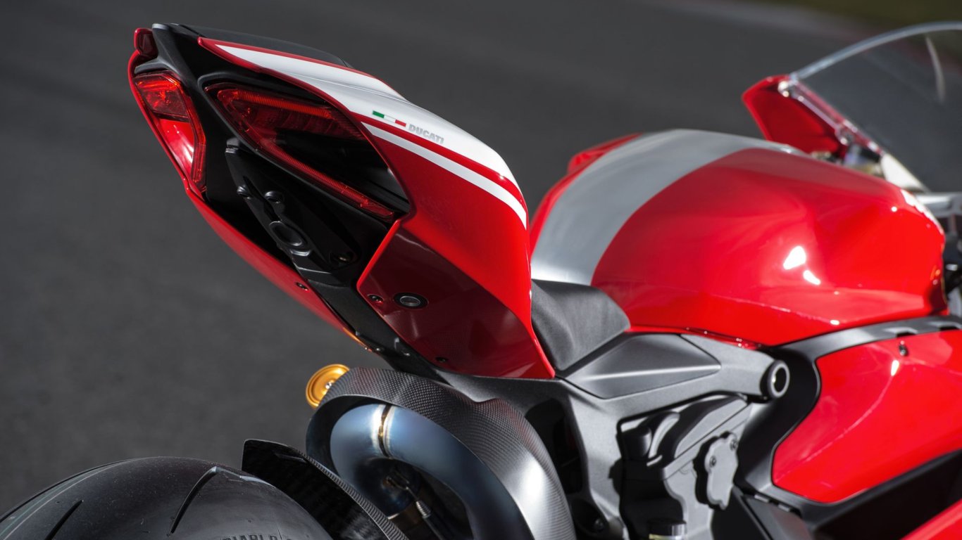 Ducati Panigale R