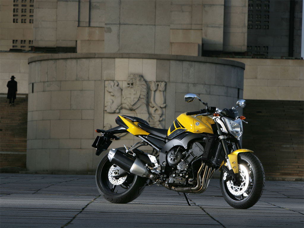 Yamaha FZ1