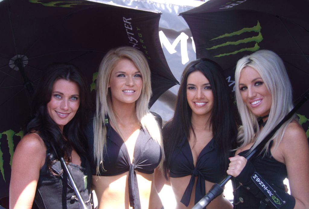 Paddock girls 2009