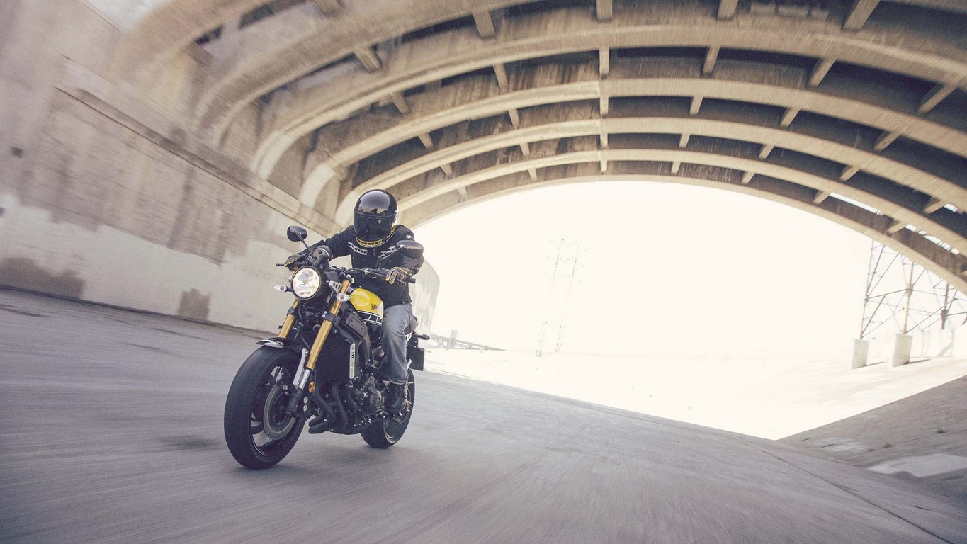 Yamaha XSR900