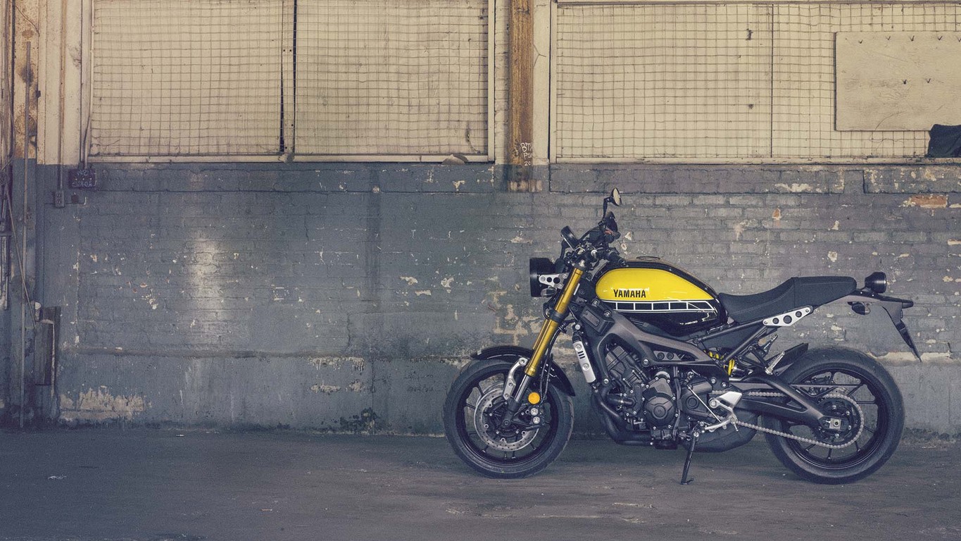 Yamaha XSR900