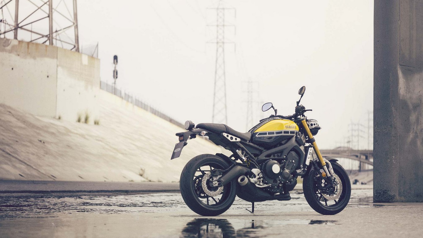 Yamaha XSR900