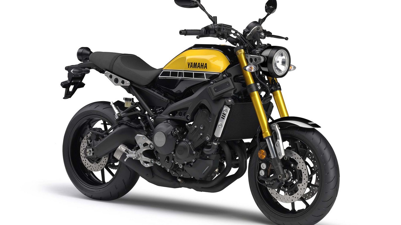 Yamaha XSR900