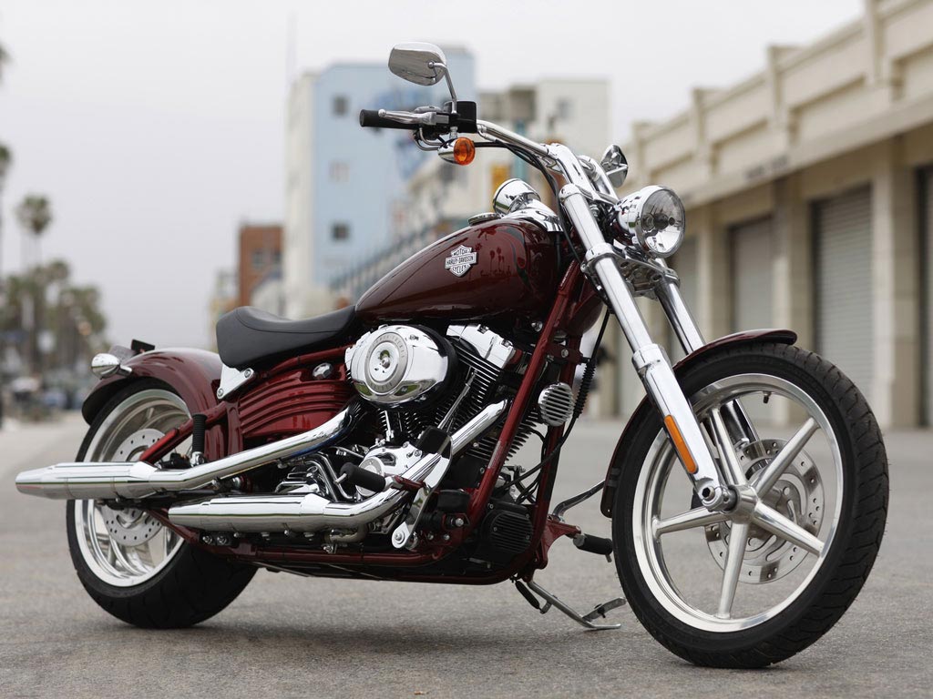 Harley-Davidson Rocker C