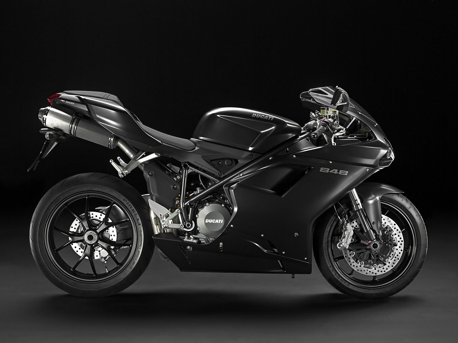 Ducati 848