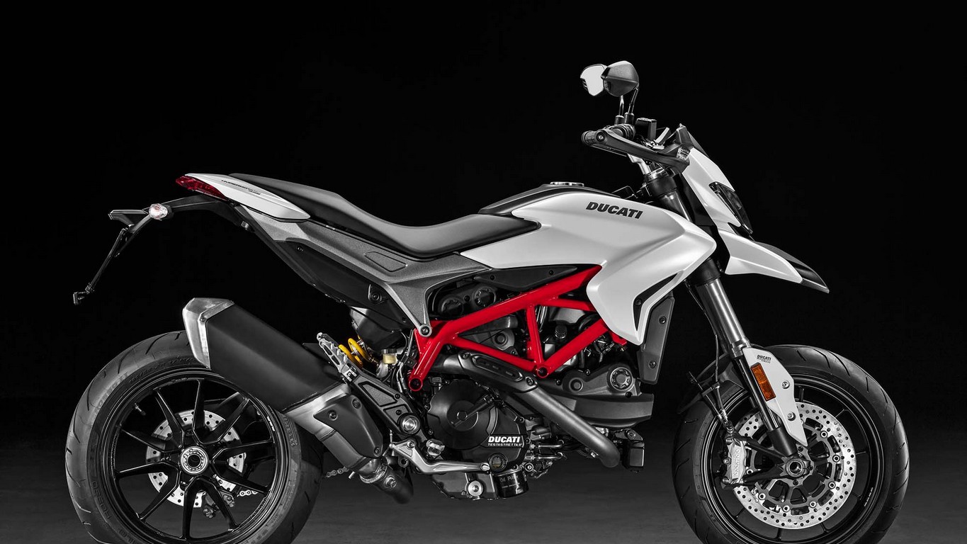 Ducati Hypermotard 939