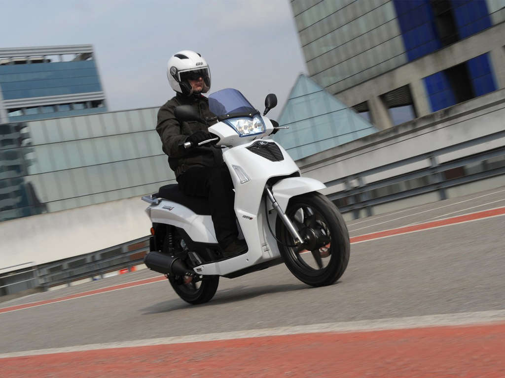 Kymco People S