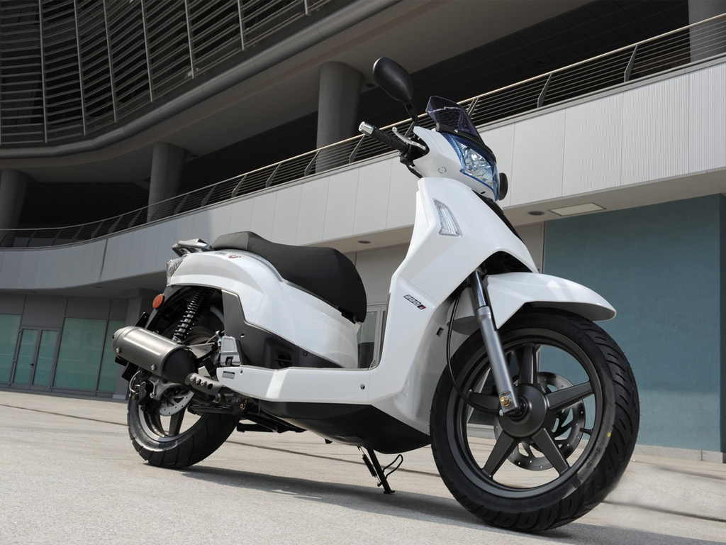 Kymco People S