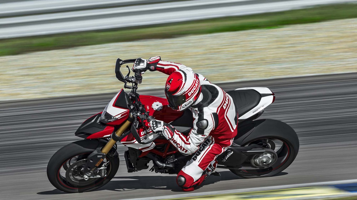 Ducati Hypermotard 939