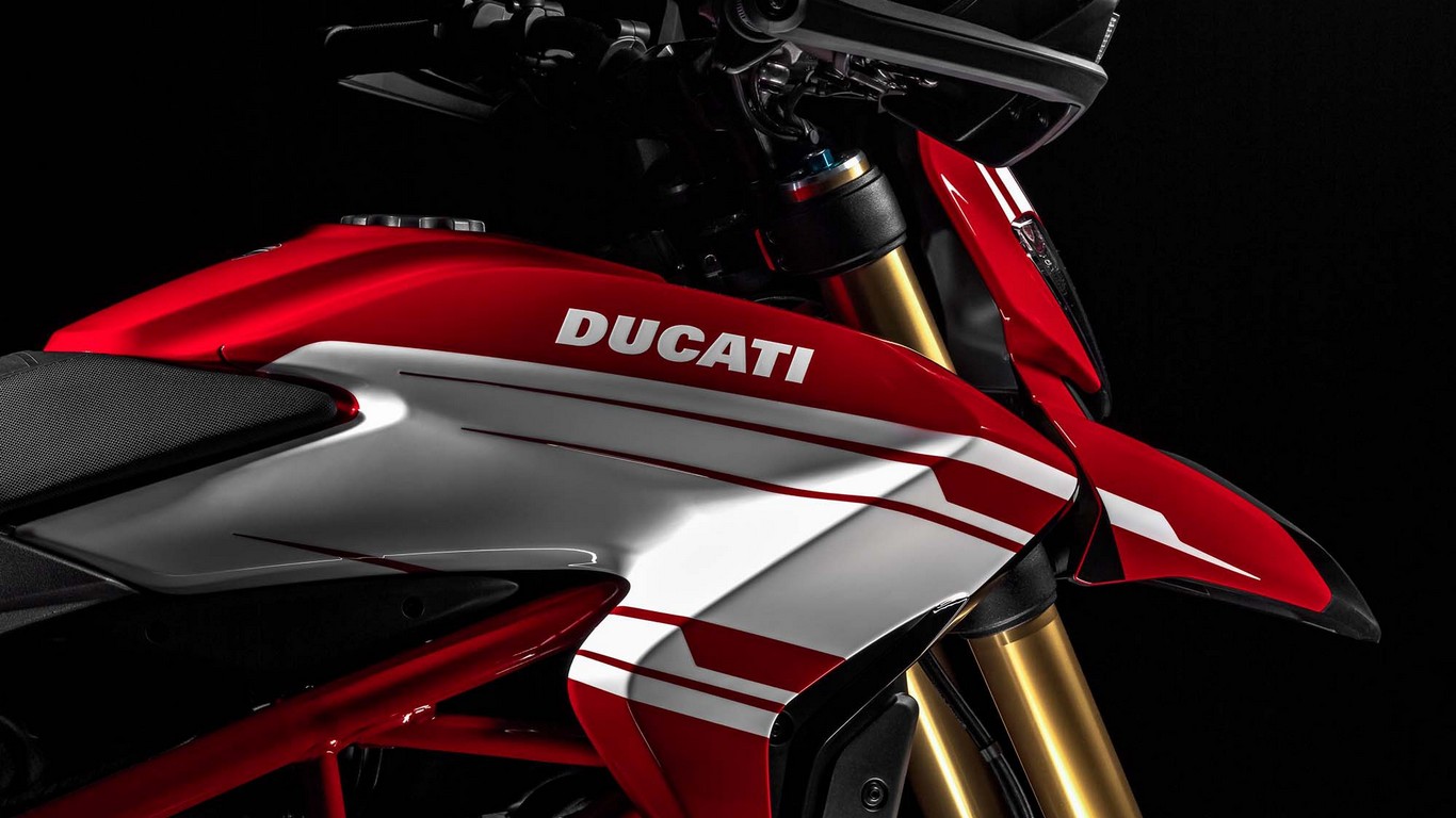 Ducati Hypermotard 939