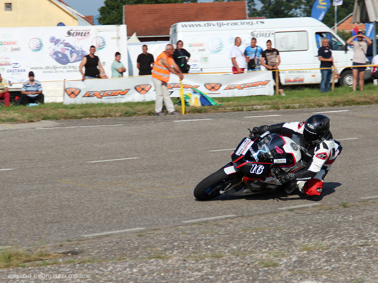 Moto trke kraljevo 2016