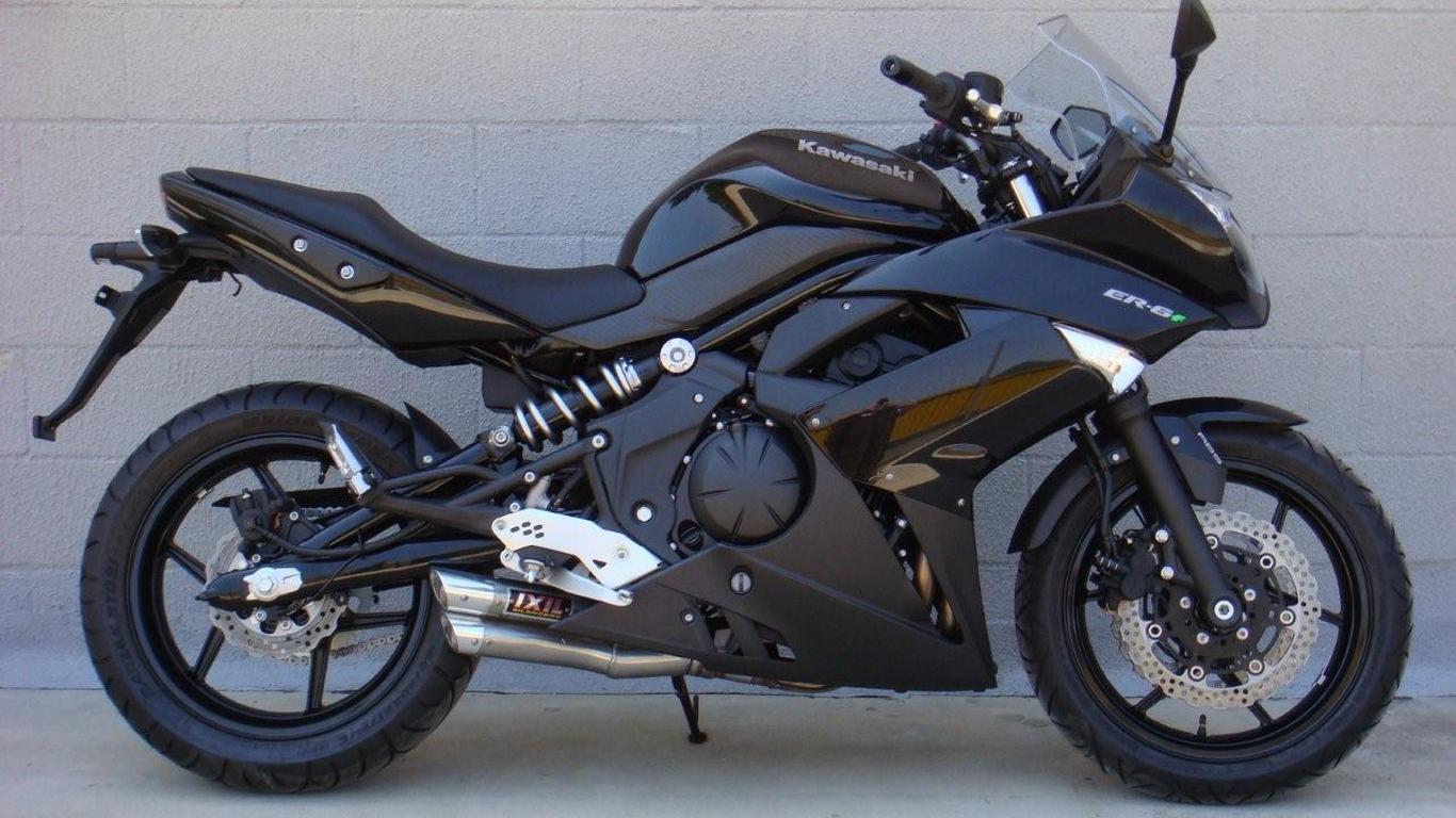 Kawasaki ER-6 