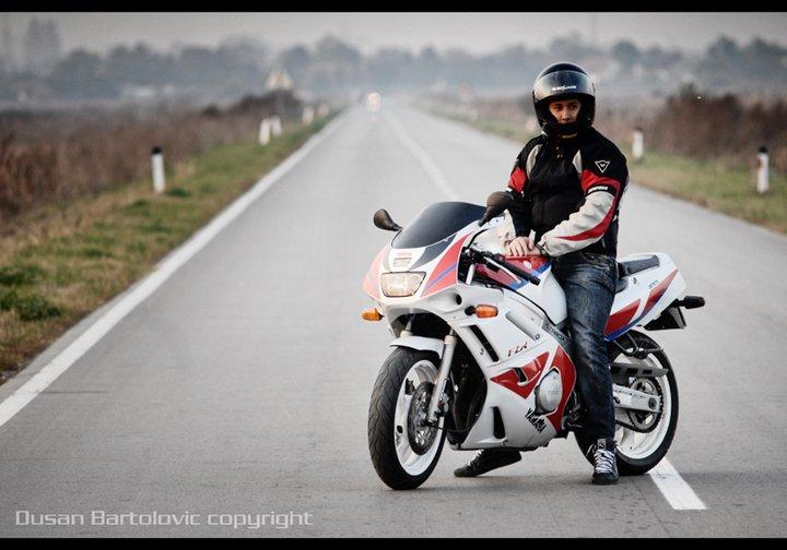 Yamaha FZR 600 - Kristijan Barlakov 2