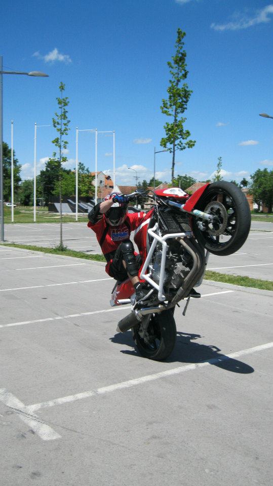 Srpski stunter - Milan Tošić