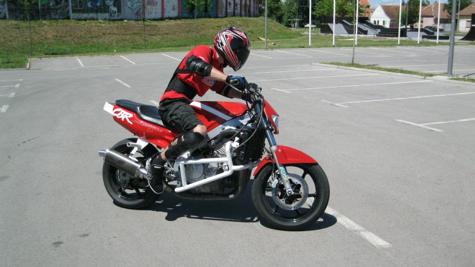 Srpski stunter - Milan Tošić