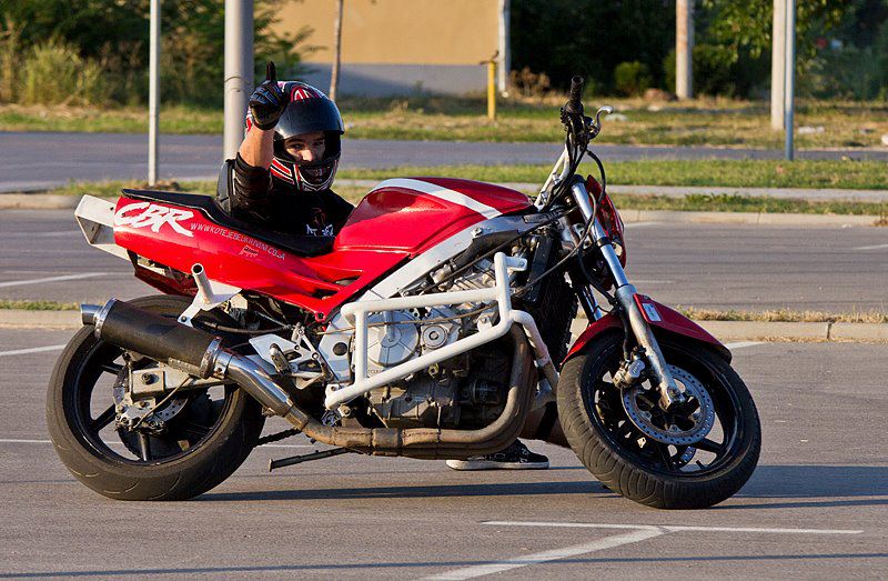 Srpski stunter - Milan Tošić