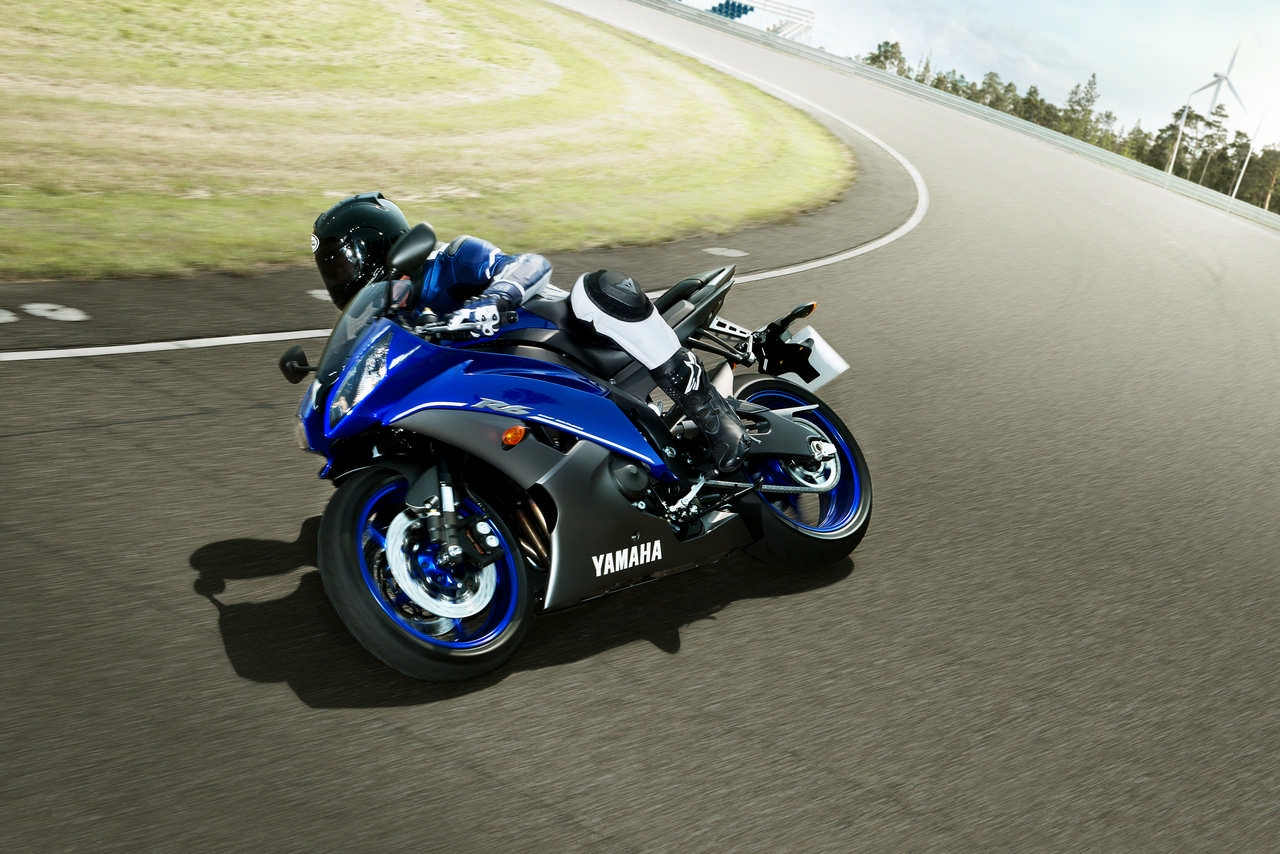 Yamaha Race Blu Series