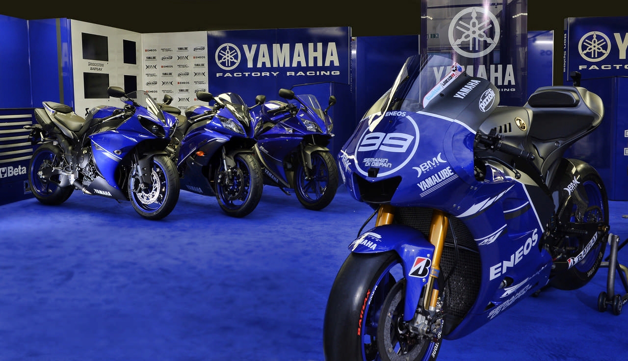 Yamaha Race Blu Series