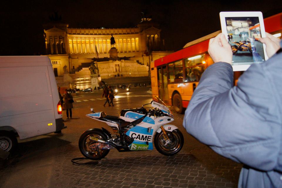 Danilo Petrući na ulicama Rima