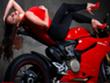 Seksi bajkerka na Ducatiju