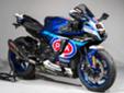 Yamaha predstavila YZF-R1 Jonathan Rea repliku