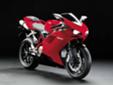 DUCATI PREDSTAVIO NASLEDNIKA MODELA 749