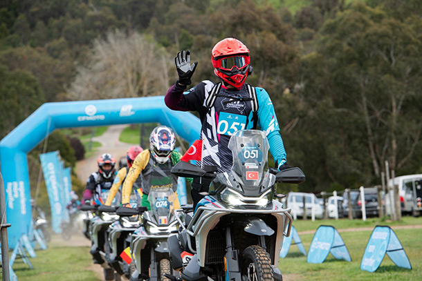 cfmoto mt chalange