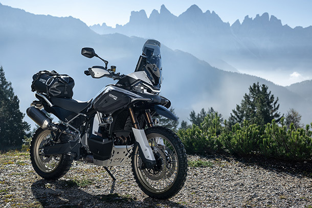 CFMOTO_1000MT-X-CRAFTED