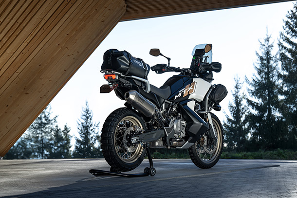 CFMOTO_1000MT-X-CRAFTED