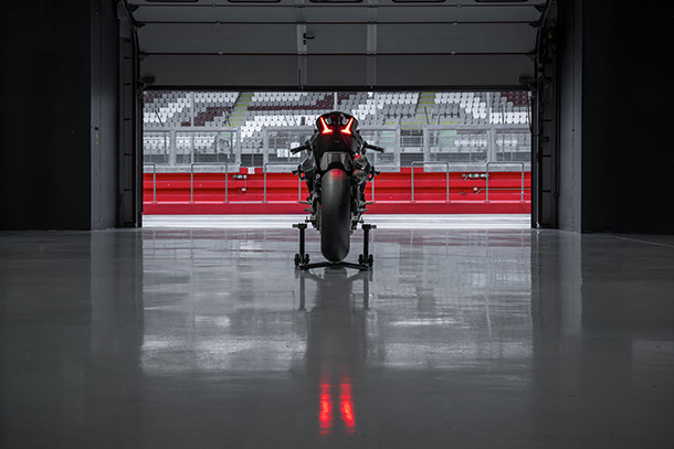 CFMOTO_V4-SR-RR-PROTOTYPE