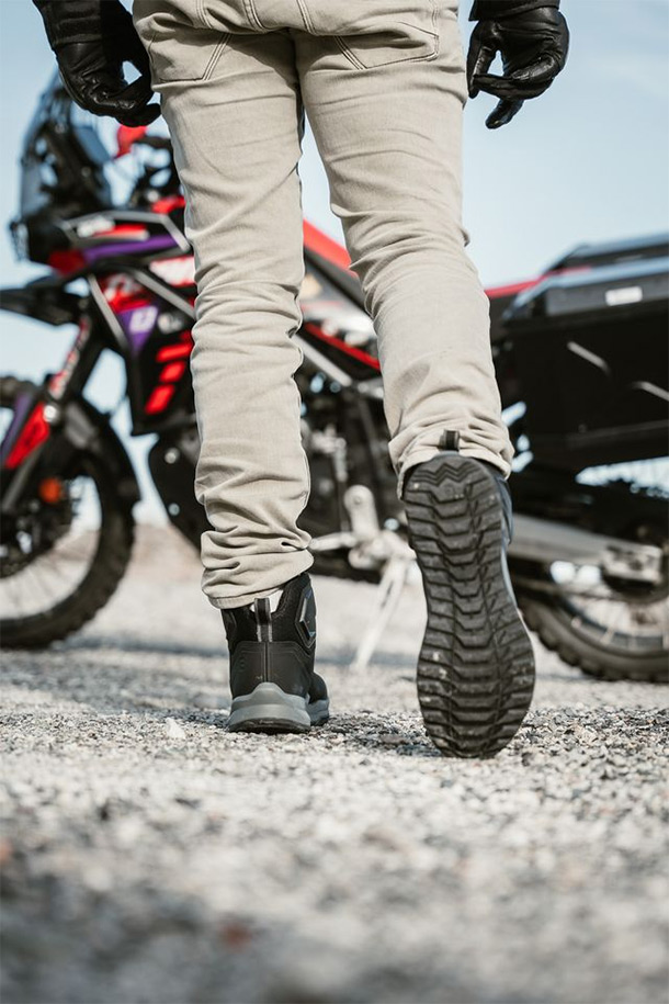 Eleveit-Discover-E-Dry