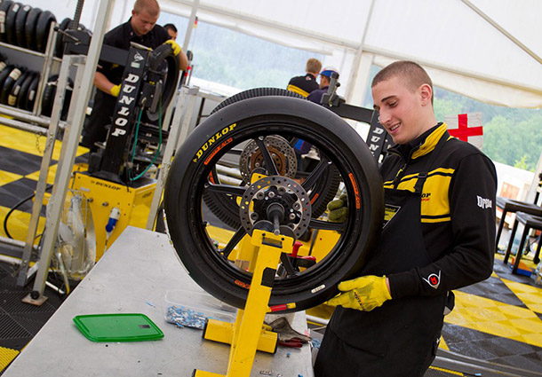 Dunlop moto2
