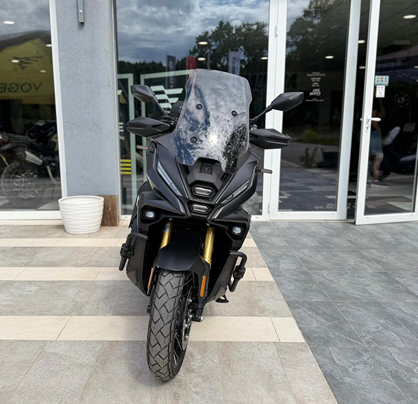 Voge-SR450X