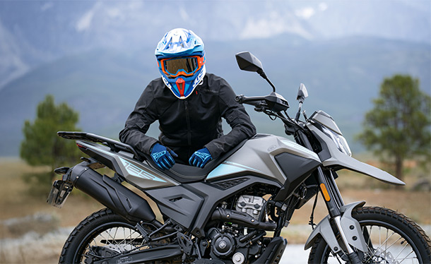 t125