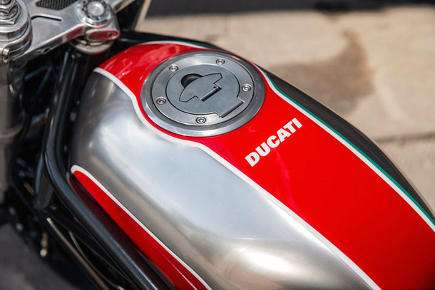 DUCATI 900 SS 5