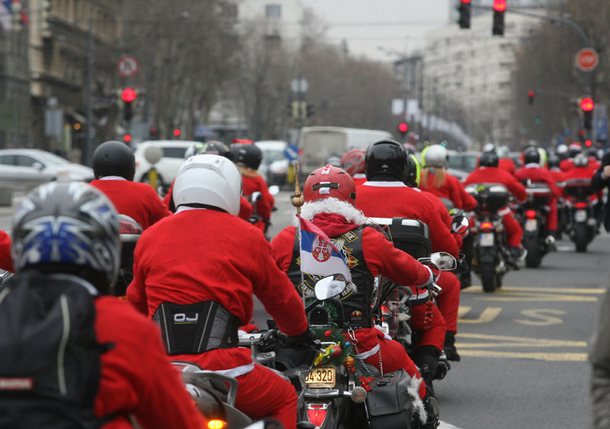 Humanitarna akcija moto deda mraz 2012